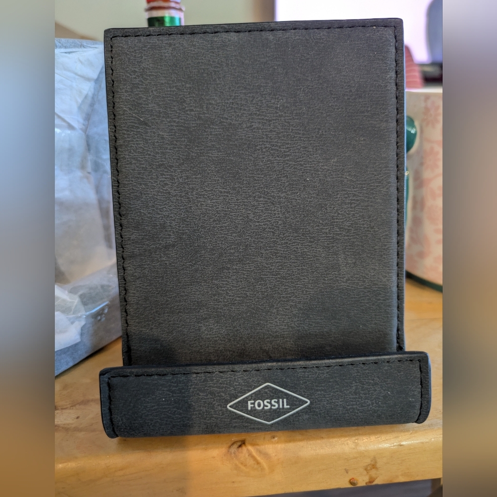 Fossil Dark Gray Leather Phone/Tablet Stand New